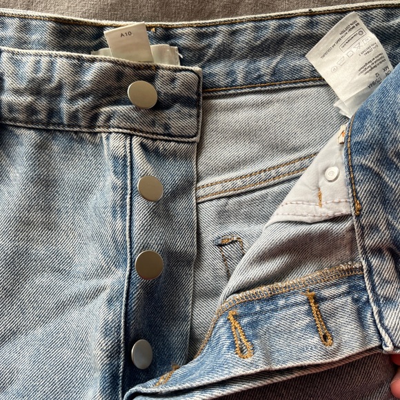 H&M mom jeans - Picture 6 of 7